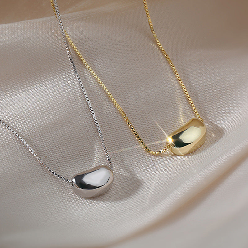 Collar con colgante de alubia FP