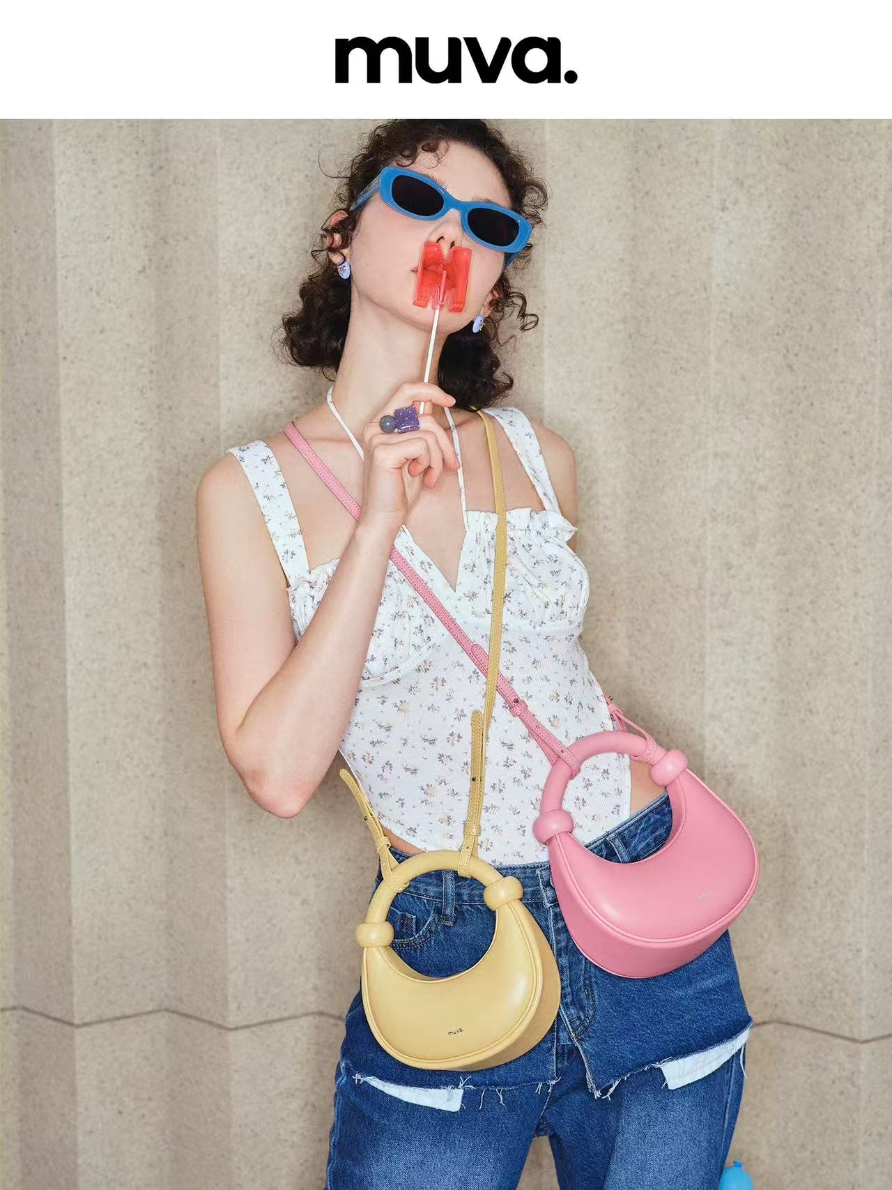 Bolso de forma media luna MUVA