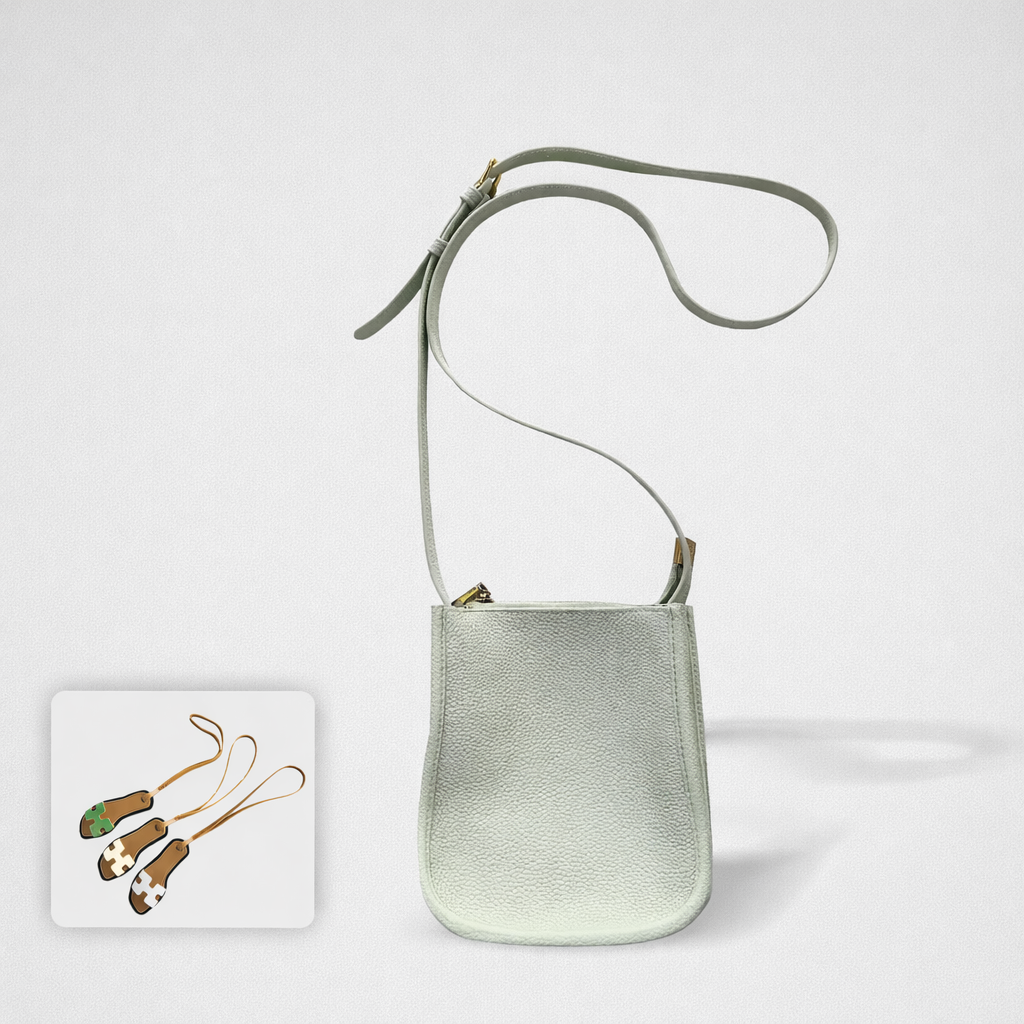 Bolso bandolera con sandalia WAV