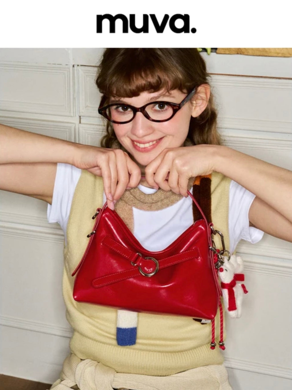 Bolso de Mano con Hebilla Rodonda MUVA